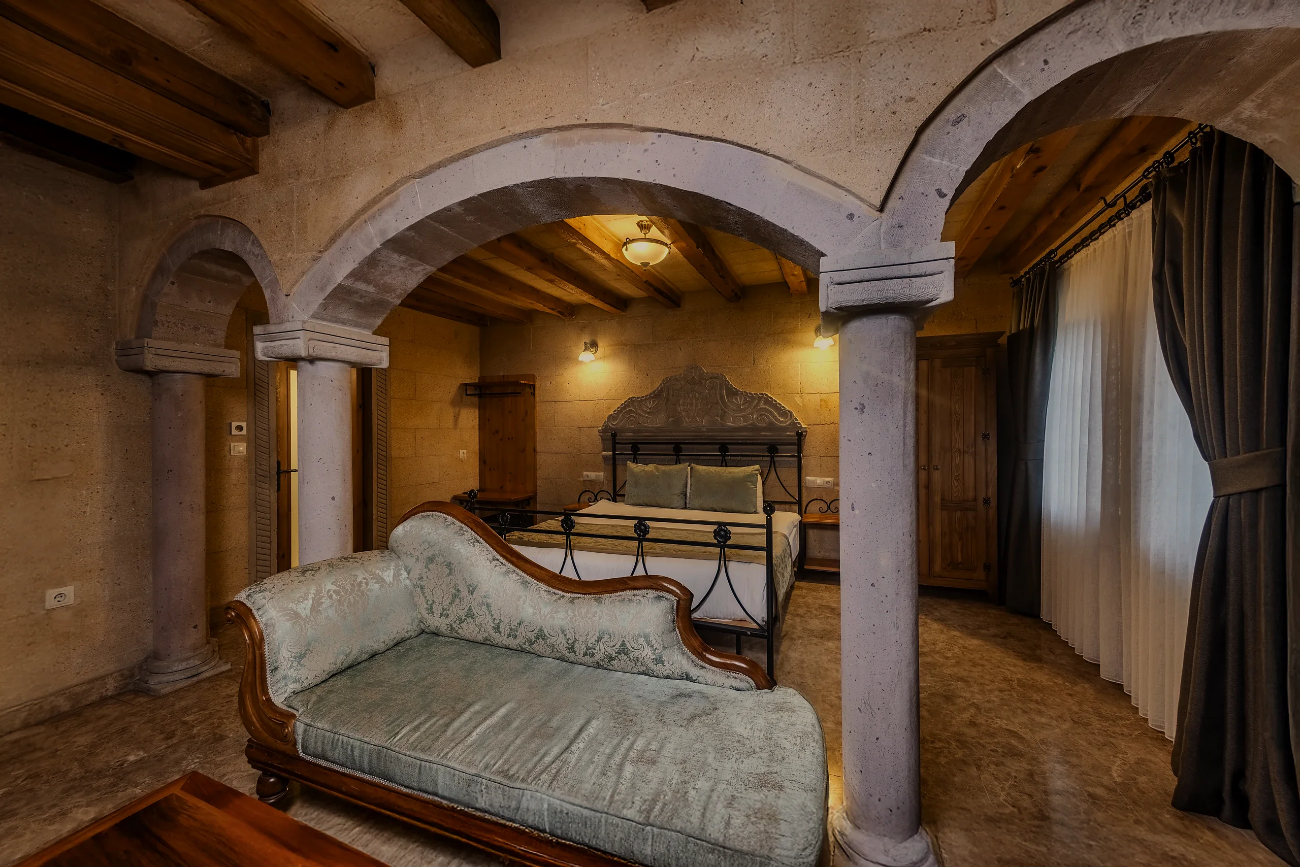 Küvetli Deluxe Oda 204 — Cratus Stone Palace, Göreme (2/2)